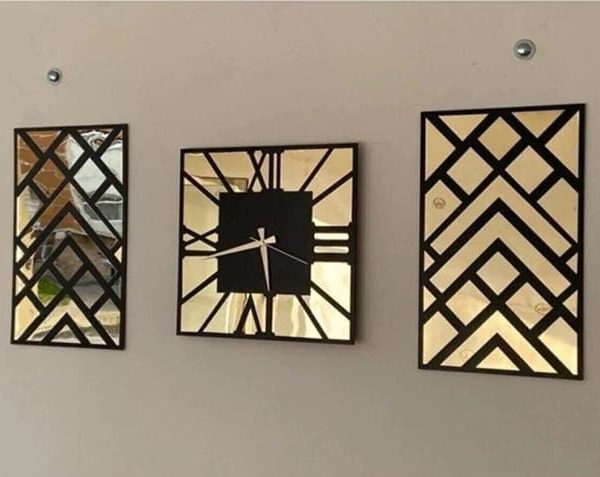 Reflective Timepiece: Gold Tone Mirror Wall Clock